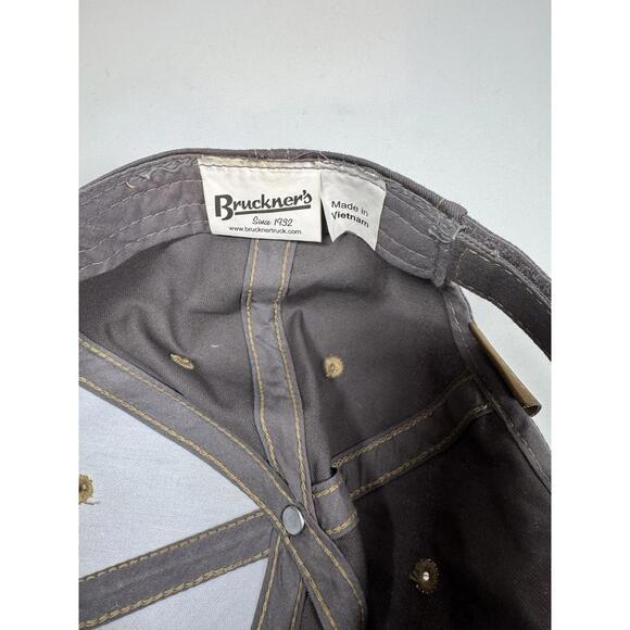 Mack Trucks Men's Strapback Hat/Cap Gray Embroidered Bulldog Logo Adjustable - Picture 4 of 5